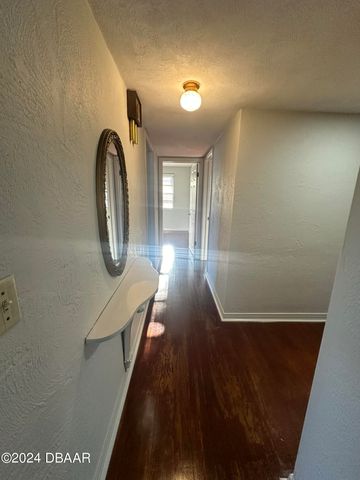 736 White Street, Daytona Beach, FL 32114