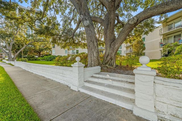 3325 BAYSHORE BOULEVARD B13, Tampa, FL 33629