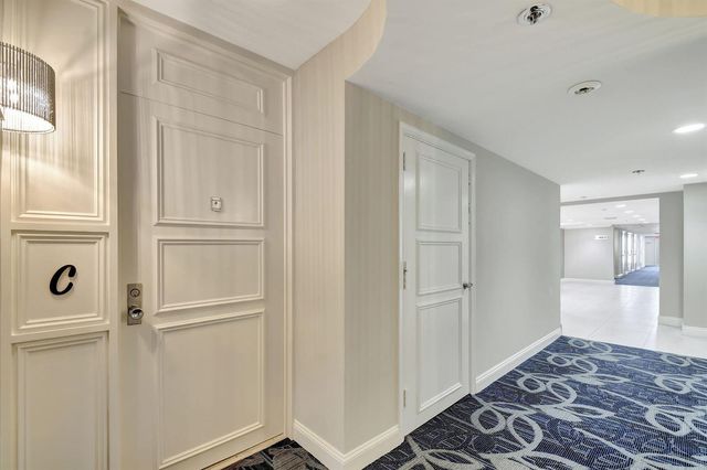 5380 N Ocean Drive 7C, Riviera Beach, FL 33404