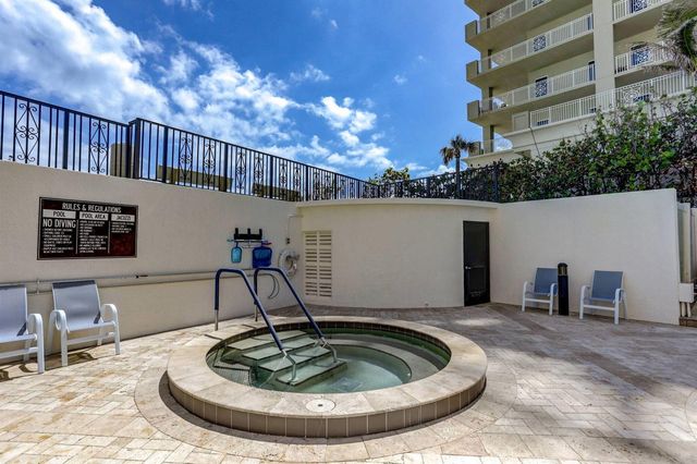 5380 N Ocean Drive 7C, Riviera Beach, FL 33404