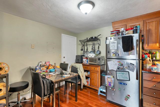 31 Andrew St Apt 19, Manchester, NH 03104