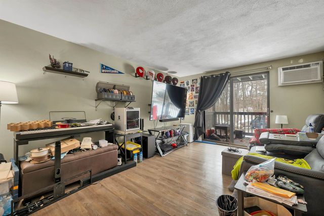 31 Andrew St Apt 19, Manchester, NH 03104