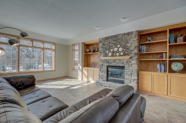 14667 19th Street N, Stillwater, MN 55082