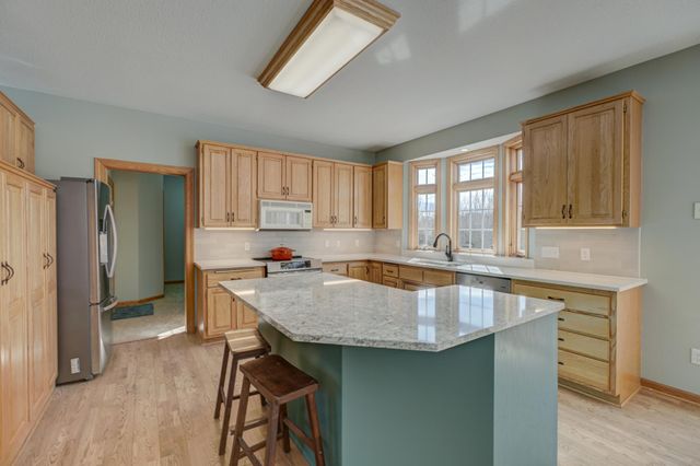 14667 19th Street N, Stillwater, MN 55082