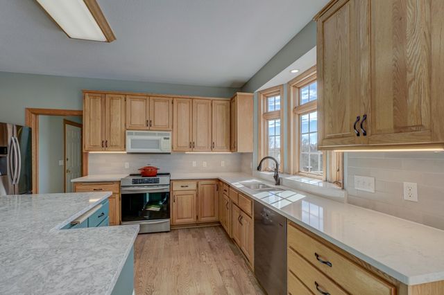 14667 19th Street N, Stillwater, MN 55082