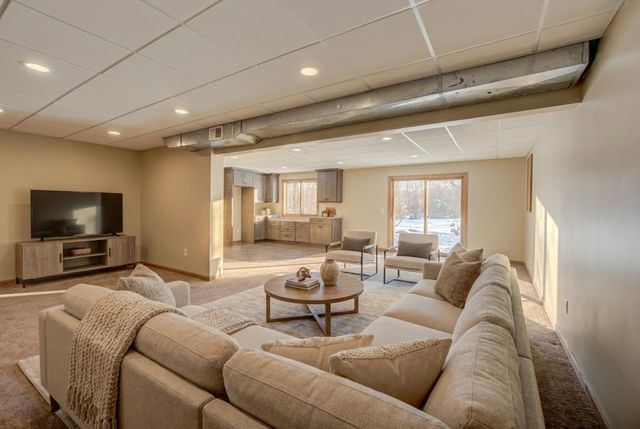 14667 19th Street N, Stillwater, MN 55082