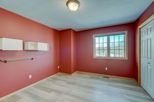 14667 19th Street N, Stillwater, MN 55082