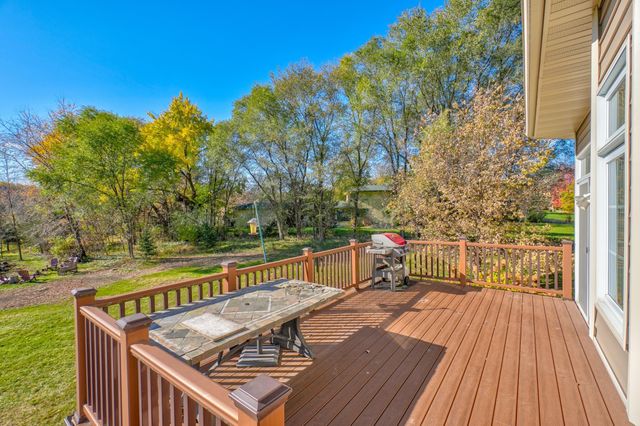 14667 19th Street N, Stillwater, MN 55082