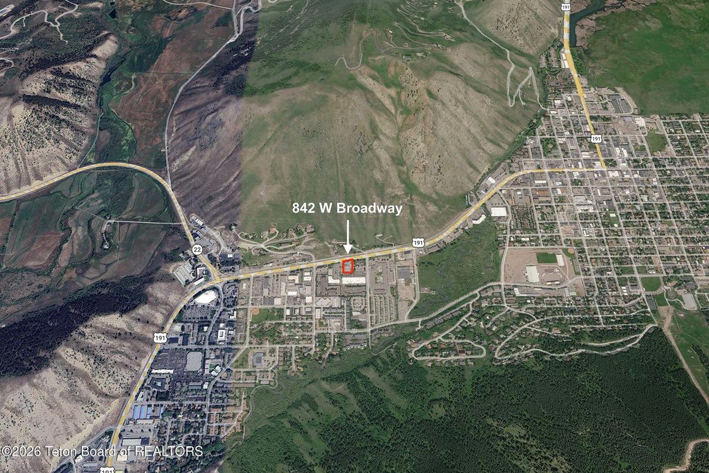 842 W BROADWAY Avenue, Jackson, WY 83001 photo 3