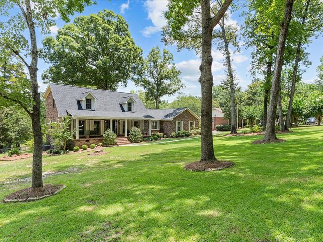 1704 Rosewood Lane, Andalusia, AL 36421