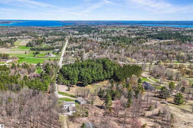 10746 Deal Road, Williamsburg, MI 49690