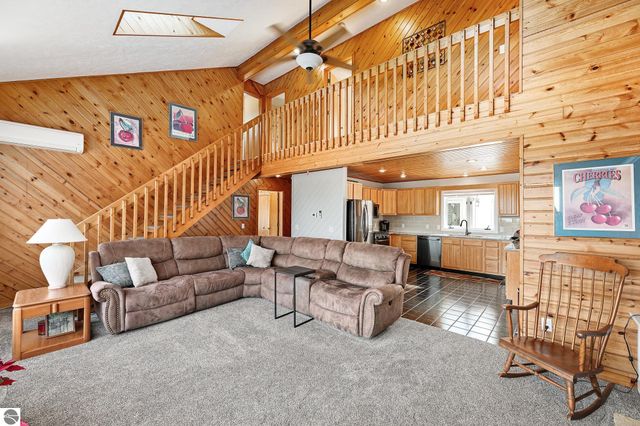 10746 Deal Road, Williamsburg, MI 49690