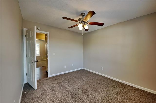 962 Taylors Farm Court, Canton, GA 30115