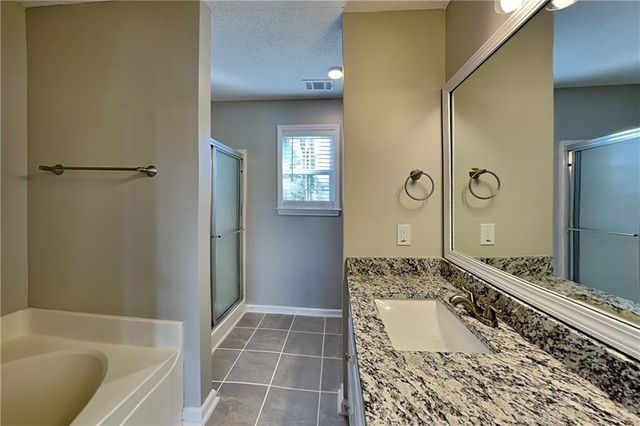 962 Taylors Farm Court, Canton, GA 30115