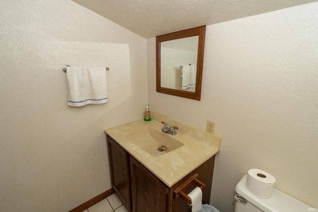 1505 Elkhart Road, Goshen, IN 46526