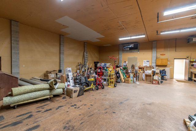 1505 Elkhart Road, Goshen, IN 46526