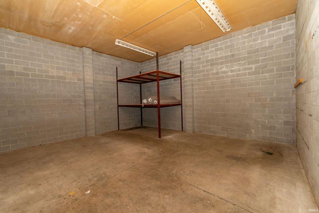 1505 Elkhart Road, Goshen, IN 46526