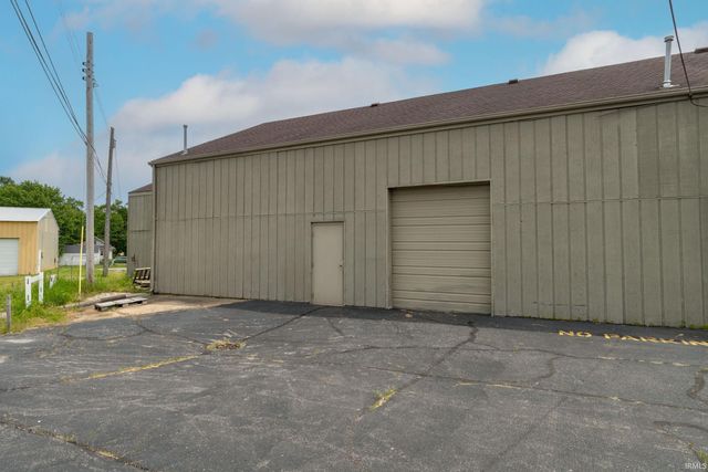 1505 Elkhart Road, Goshen, IN 46526