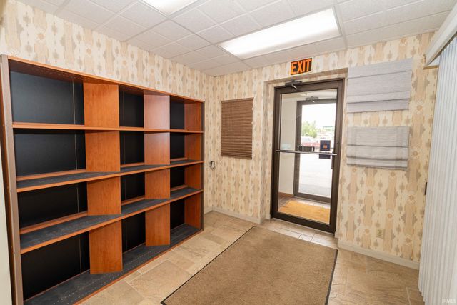 1505 Elkhart Road, Goshen, IN 46526