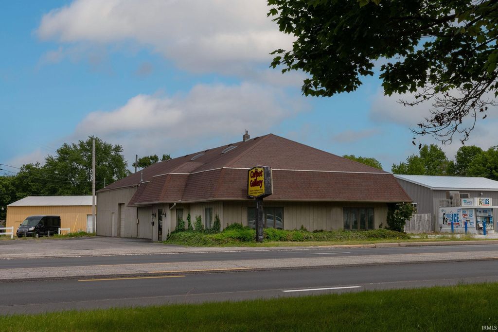 1505 Elkhart Road, Goshen, IN 46526