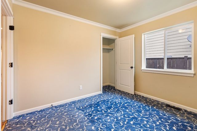 1086 Twin Lakes Avenue, Bozeman, MT 59718