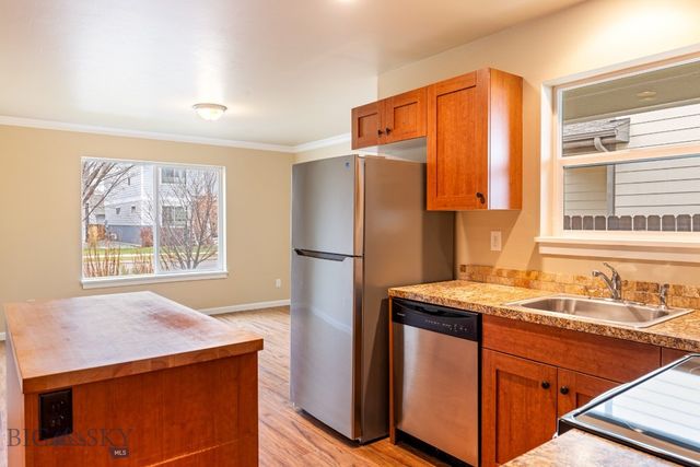 1086 Twin Lakes Avenue, Bozeman, MT 59718