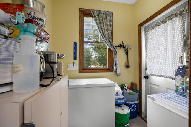 424 5th ave. NW, Minot, ND 58703