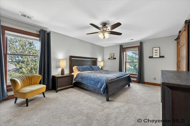6850 HAWTHORNE DR, Cheyenne, WY 82009