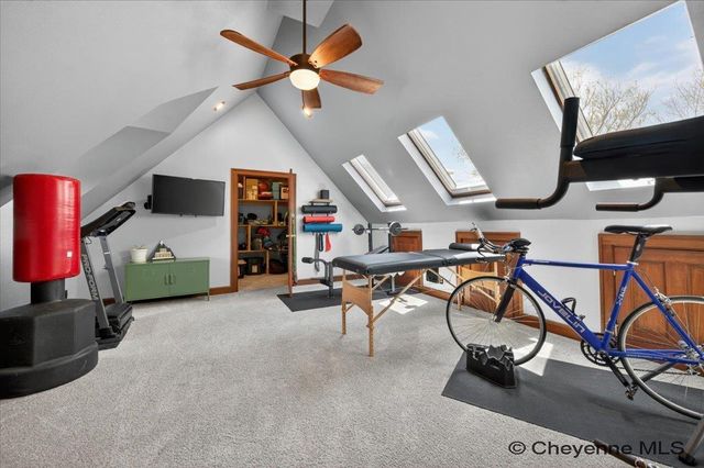 6850 HAWTHORNE DR, Cheyenne, WY 82009