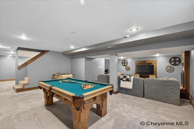6850 HAWTHORNE DR, Cheyenne, WY 82009
