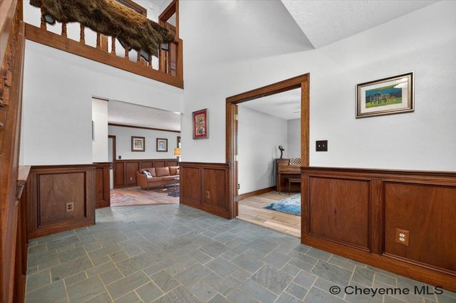 6850 HAWTHORNE DR, Cheyenne, WY 82009