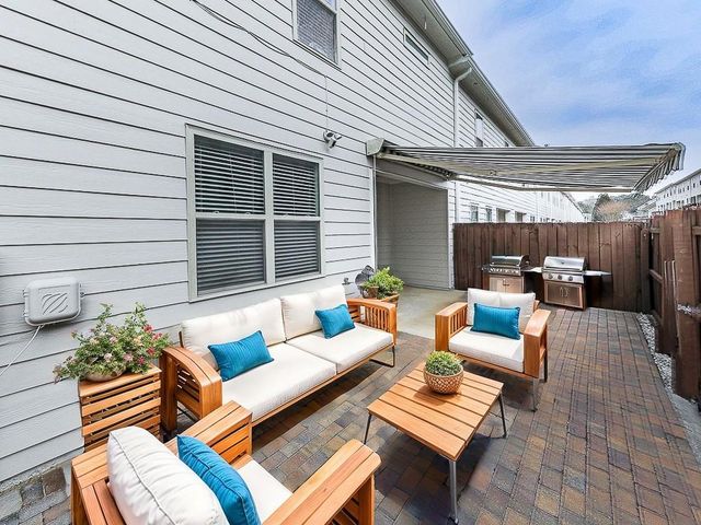 251 Madison Avenue, Acworth, GA 30102