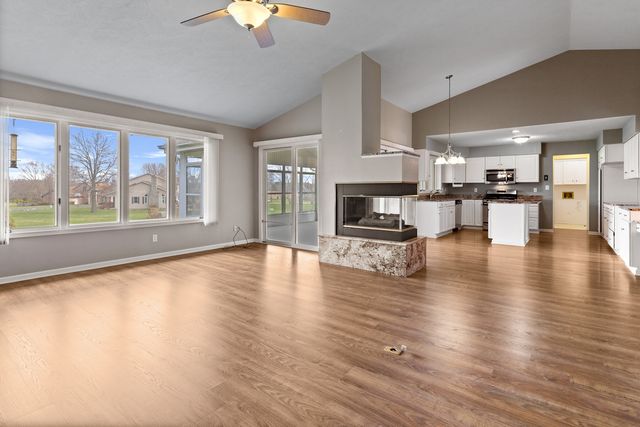 144 Glen Abbey Drive, Rockford, IL 61107