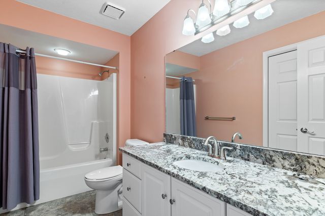 144 Glen Abbey Drive, Rockford, IL 61107