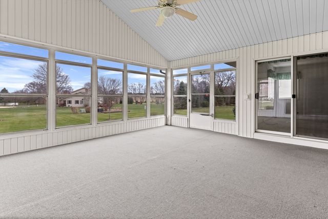 144 Glen Abbey Drive, Rockford, IL 61107