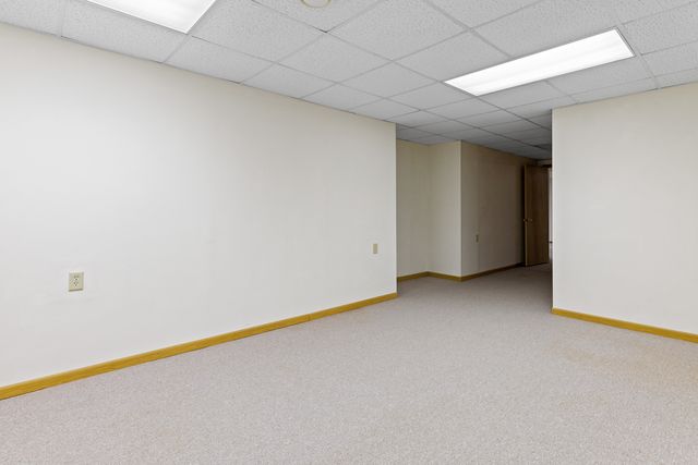 144 Glen Abbey Drive, Rockford, IL 61107