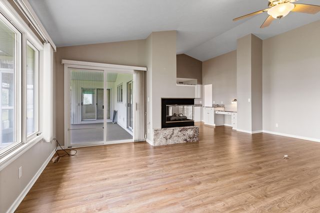 144 Glen Abbey Drive, Rockford, IL 61107