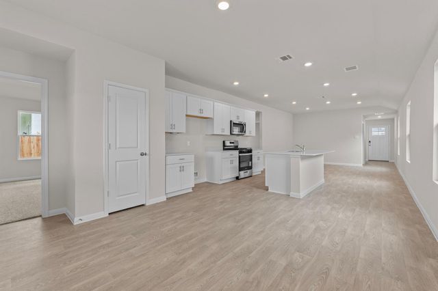 129 RAYMONDVILLE PATH, San Marcos, TX 78666
