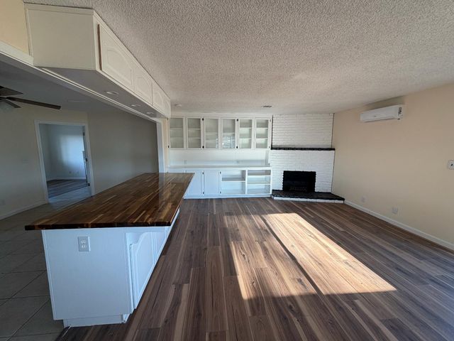 12447 E Herndon Avenue, Clovis, CA 93619