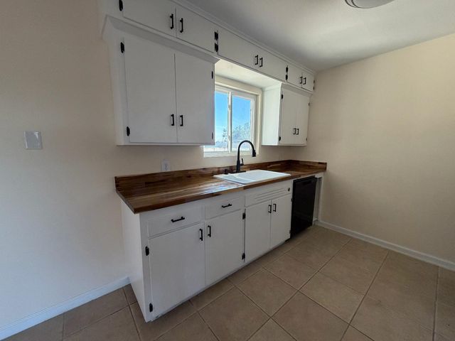 12447 E Herndon Avenue, Clovis, CA 93619