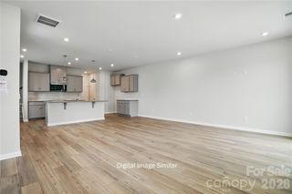 1122 Vibrant Road, Charlotte, NC 28215