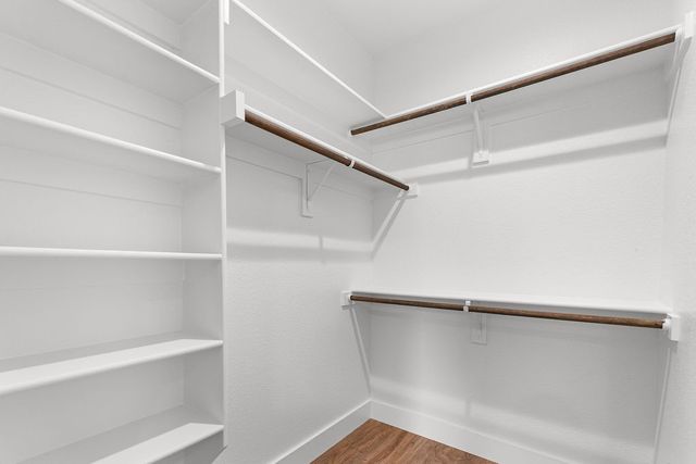 1540 Gardenside Drive, Dallas, TX 75217