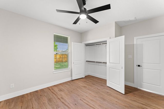 1540 Gardenside Drive, Dallas, TX 75217