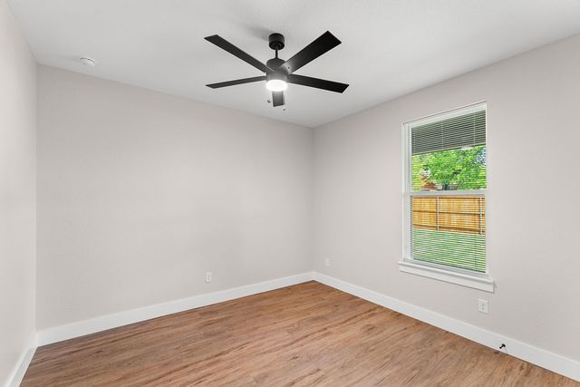 1540 Gardenside Drive, Dallas, TX 75217