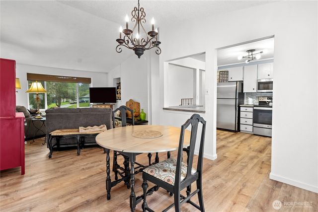 4406 Montclair Drive SE, Lacey, WA 98503