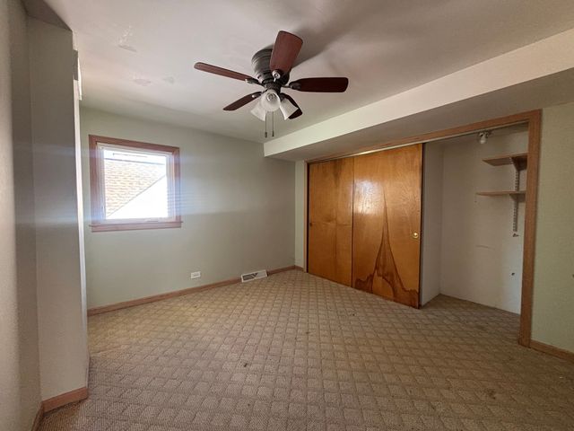 4925 N Odell Avenue, Harwood Heights, IL 60706