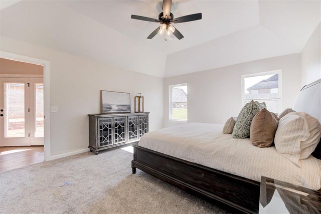 3305 Slate River Drive, Yukon, OK 73099