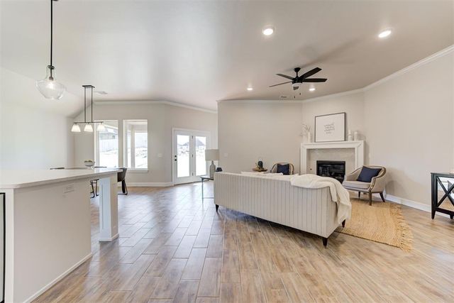 3305 Slate River Drive, Yukon, OK 73099