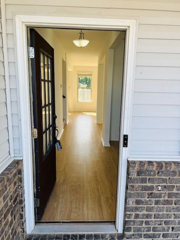 1008 Keeneland Dr, Spring Hill, TN 37174