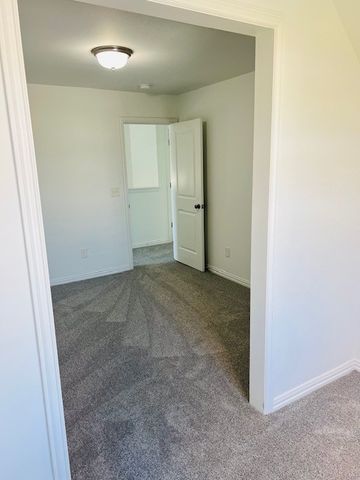 1008 Keeneland Dr, Spring Hill, TN 37174